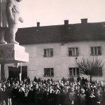 1960: Odhalení památníku