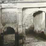 1920-29: Zámek - původní brána