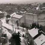 1975