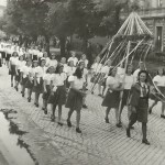 1946: Sokolové průvod